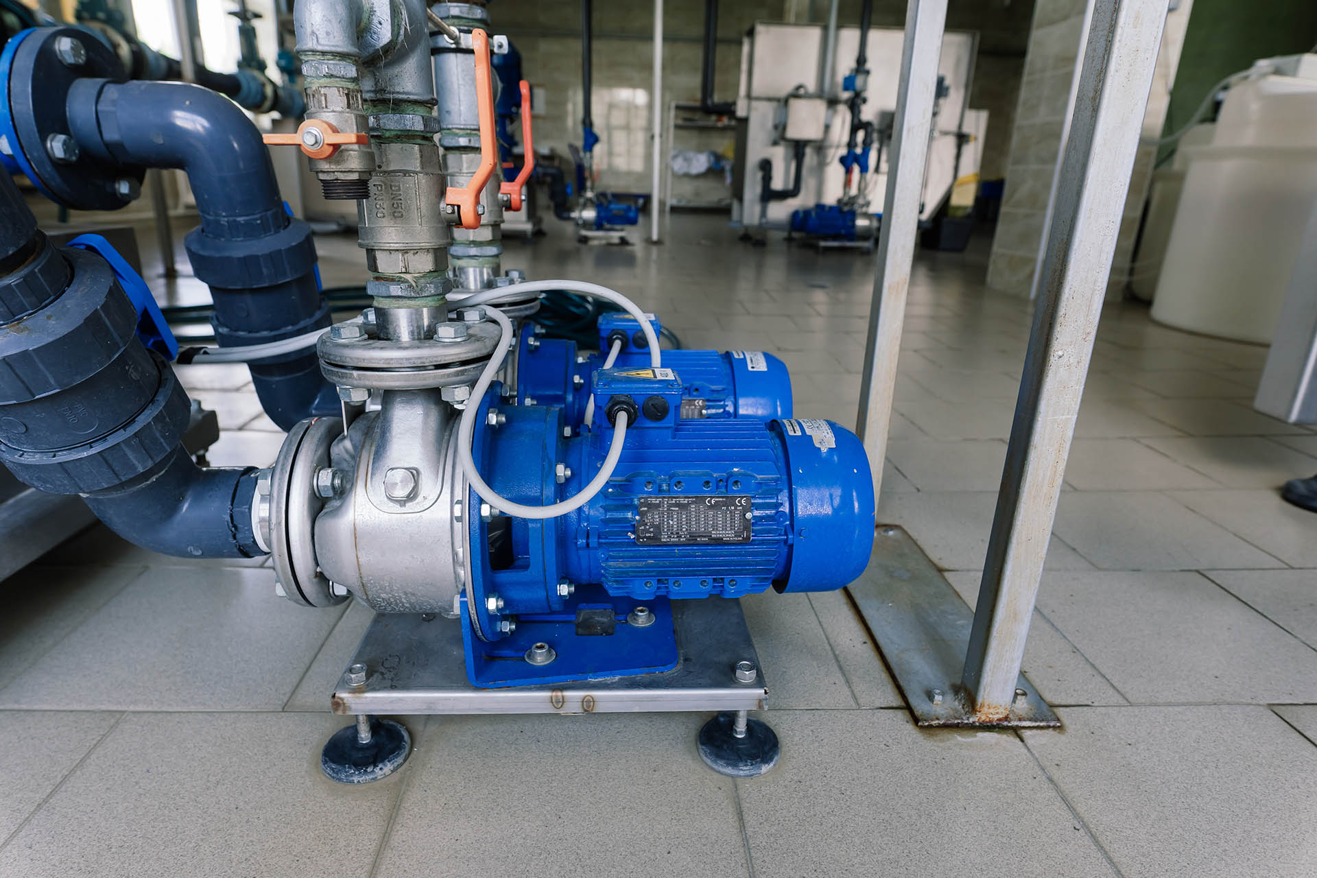 Pumps & pool equipment Water Treatment Solutions UAE - AquaCore solutions